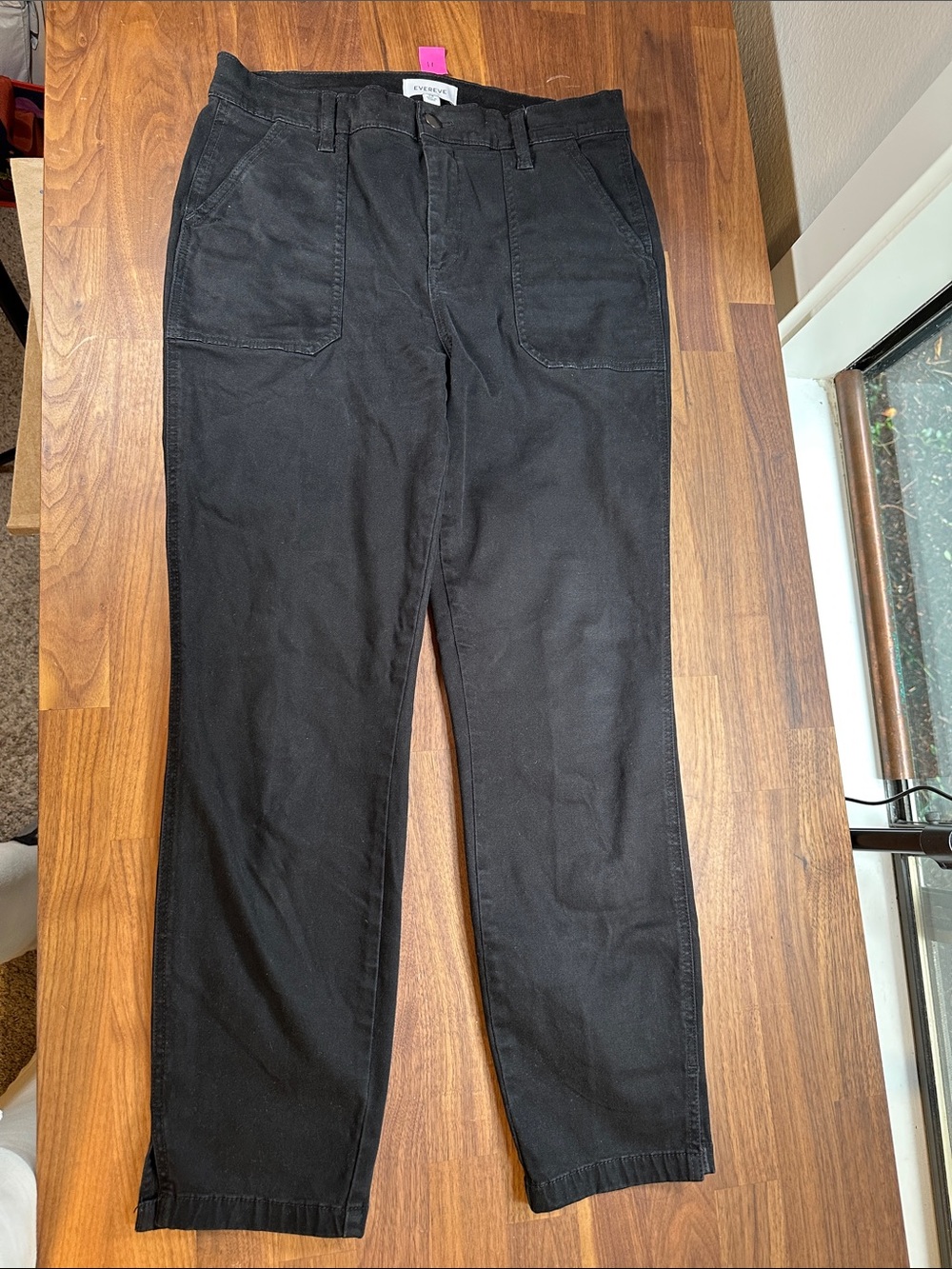 EVEREVE Women’s Black Straight Leg Utility Pants Size 28